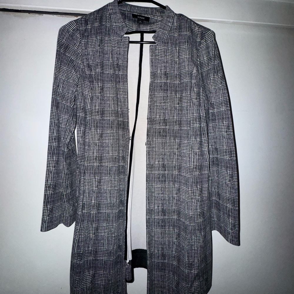 Alfani Women's Black and White Plaid Blazer